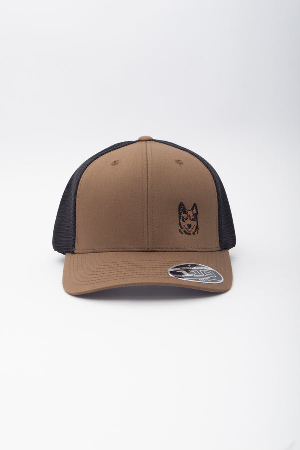 GORRA IMPORTADA CLÁSICA CAFÉ MALLA NEGRA